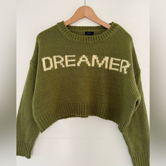 debut Sweaters - debut “Dreamer” Cropped Sweater, size medium.